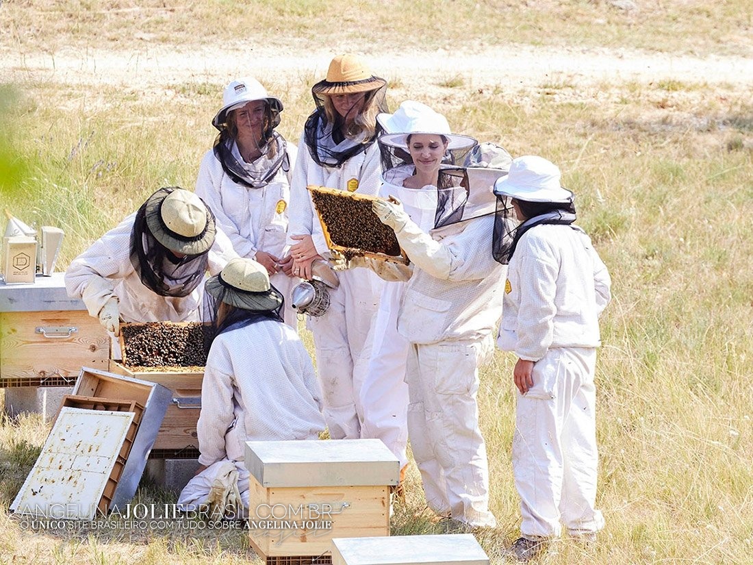 2021-TrabalhoHumanitario-CampoWomenForBees-037.jpg