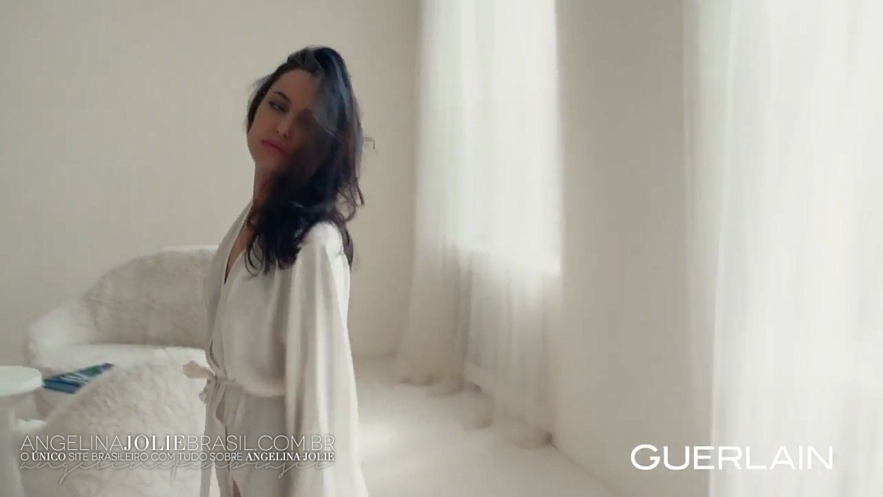 CampanhasPublicitarias-2017-Guerlain-Screencaps-ShortVersion4-009.jpg