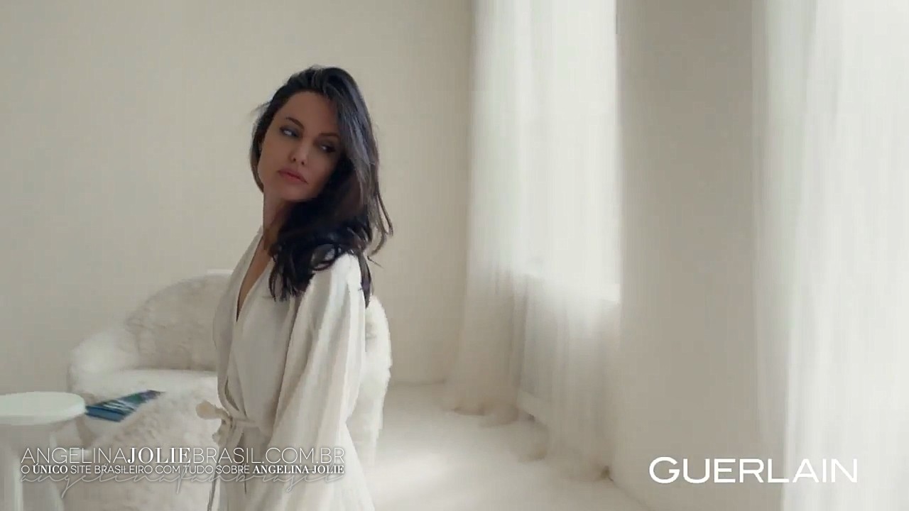 CampanhasPublicitarias-2017-Guerlain-Screencaps-ShortVersion4-013.jpg