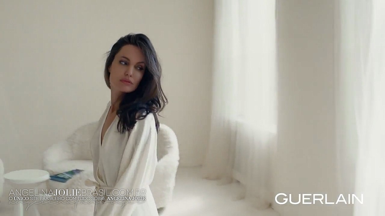 CampanhasPublicitarias-2017-Guerlain-Screencaps-ShortVersion4-016.jpg