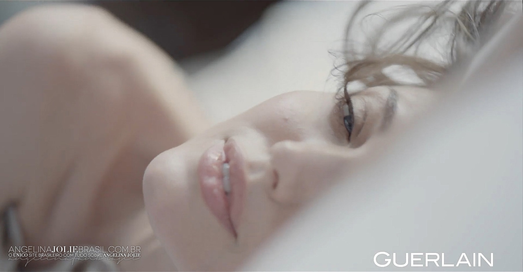 CampanhasPublicitarias-Guerlain-Screencaps-Intense-002.jpg