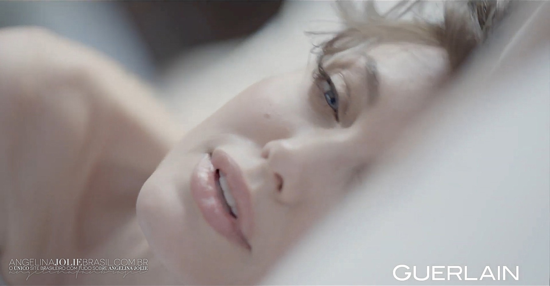 CampanhasPublicitarias-Guerlain-Screencaps-Intense-004.jpg