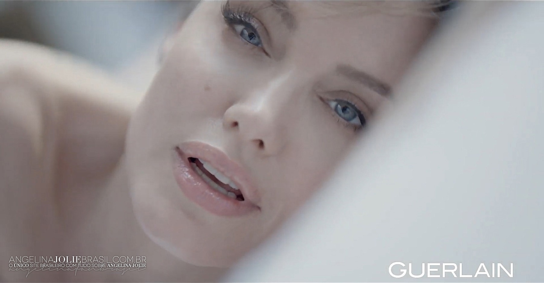 CampanhasPublicitarias-Guerlain-Screencaps-Intense-007.jpg