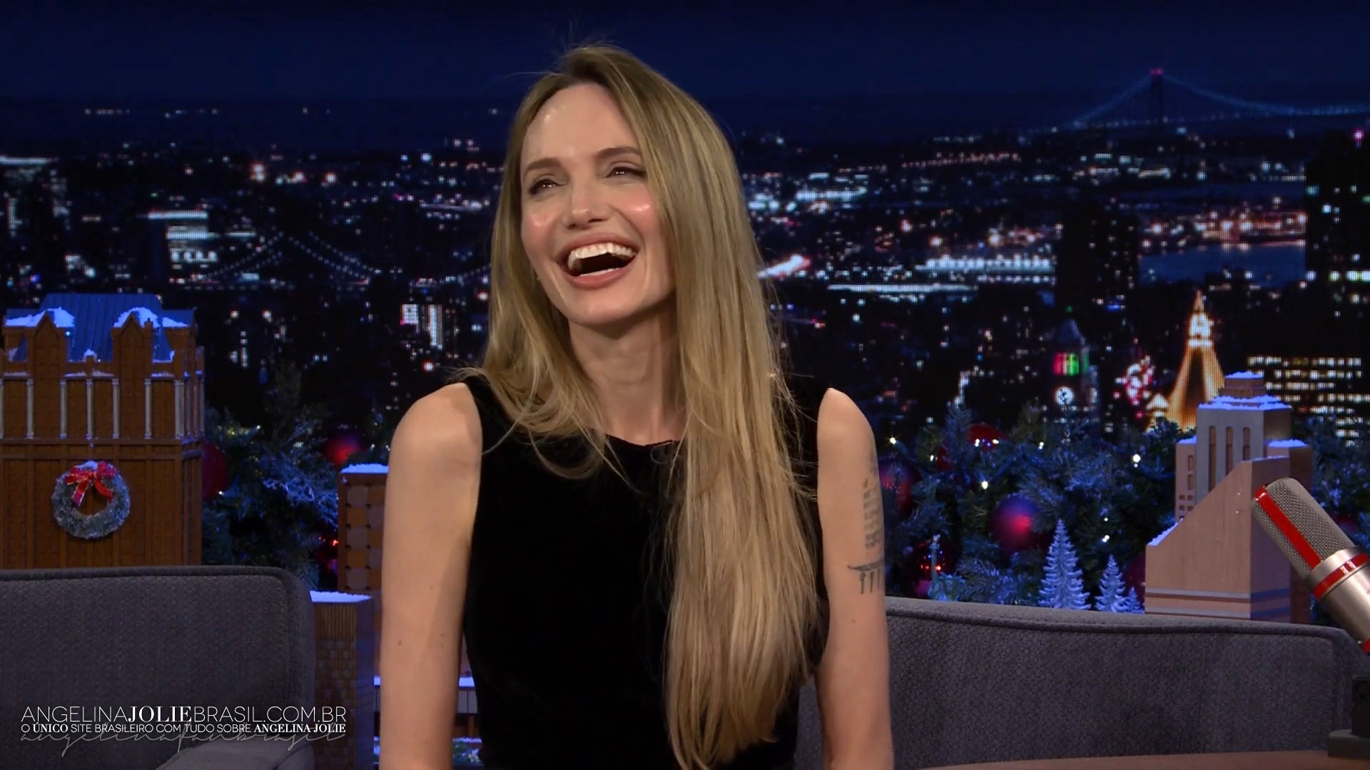 Entrevistas-2024-12-TheTonightShow-024.jpg