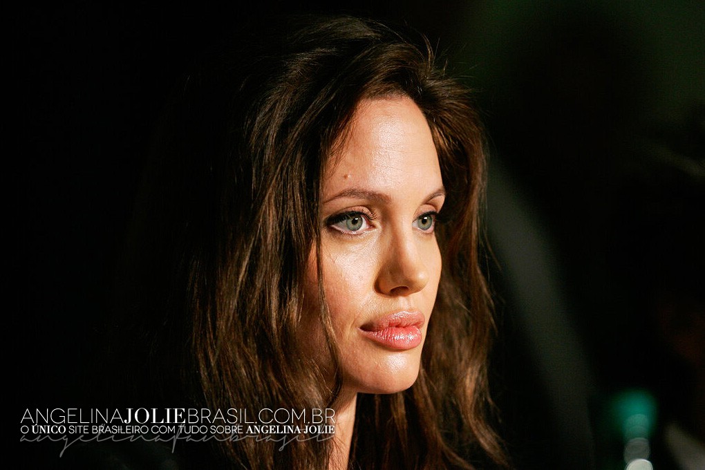 Eventos-2008-05-ATroca-Coletiva-Cannes-036.jpg