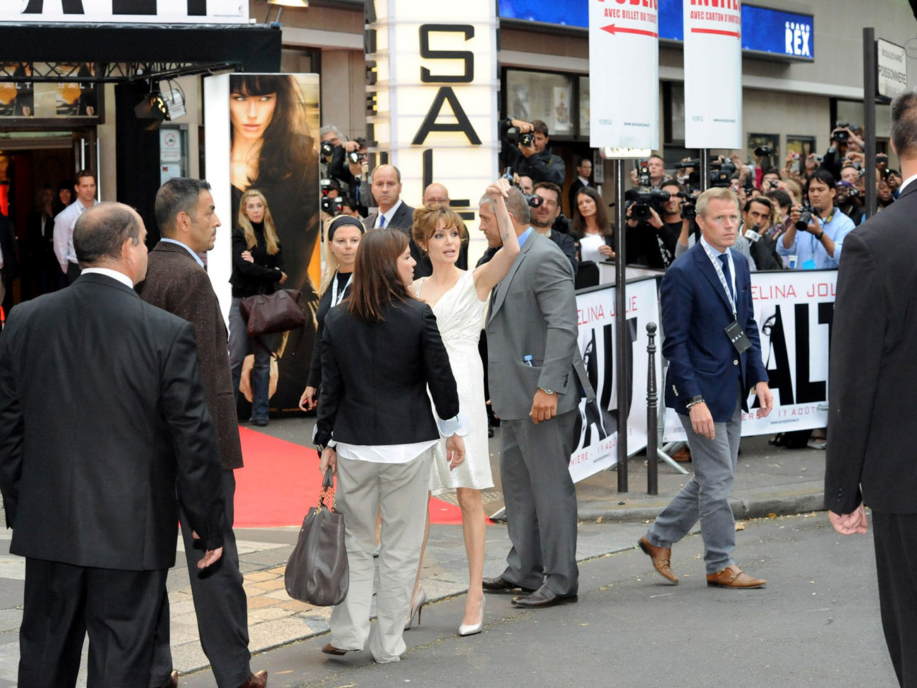 Eventos-2010-08-Agosto-17-PremiereSalt-014.jpg