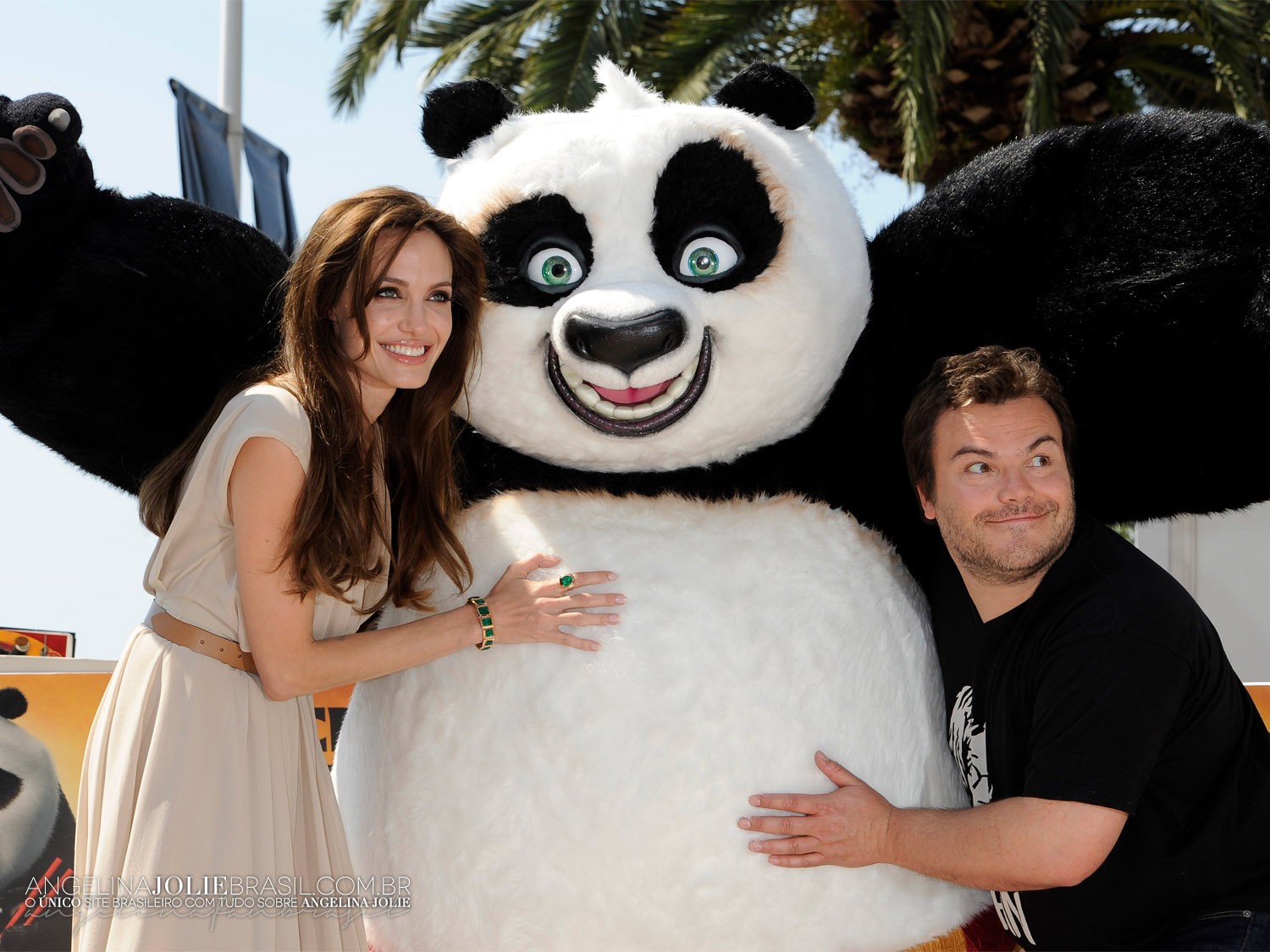 Eventos-2011-05-Maio-12-PhotocallKFPCannes-083.jpg