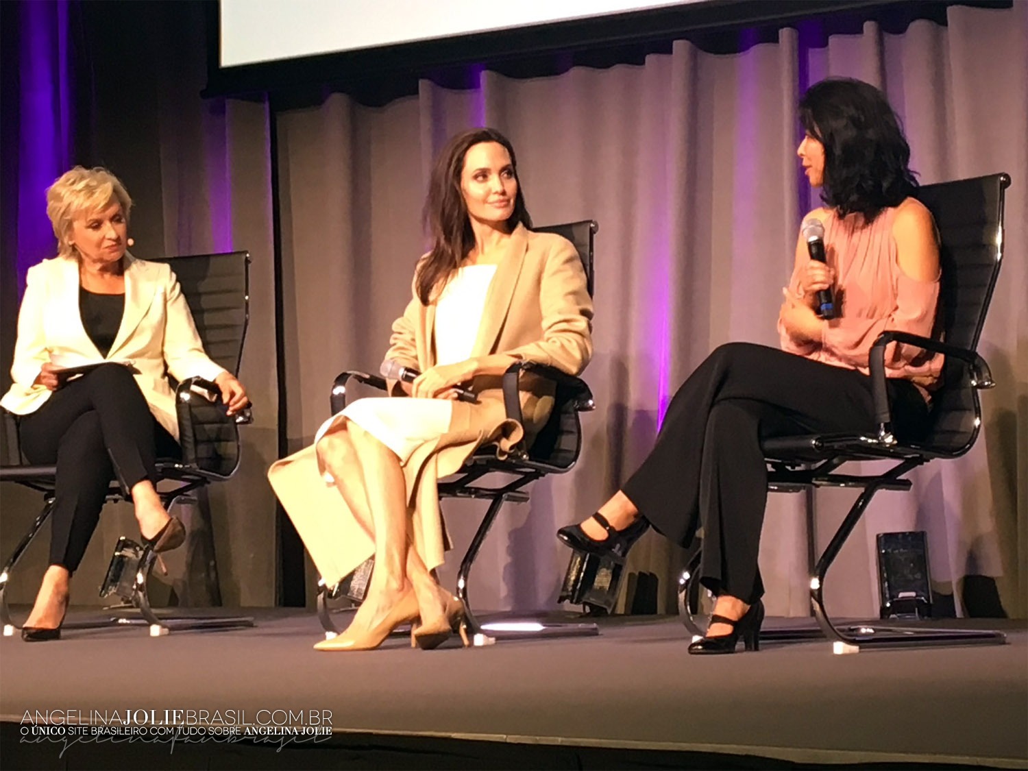 Eventos-2017-09-Setembro-11-WomenInTheWorldCanadaSummit-011.jpg