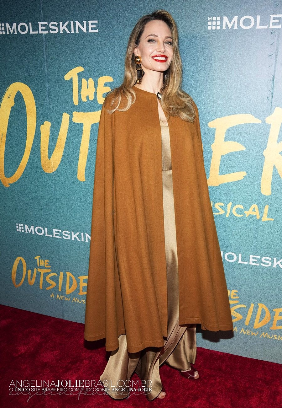 Eventos-2024-04-Abril-Premiere-The_Outsiders-019-HD.jpg