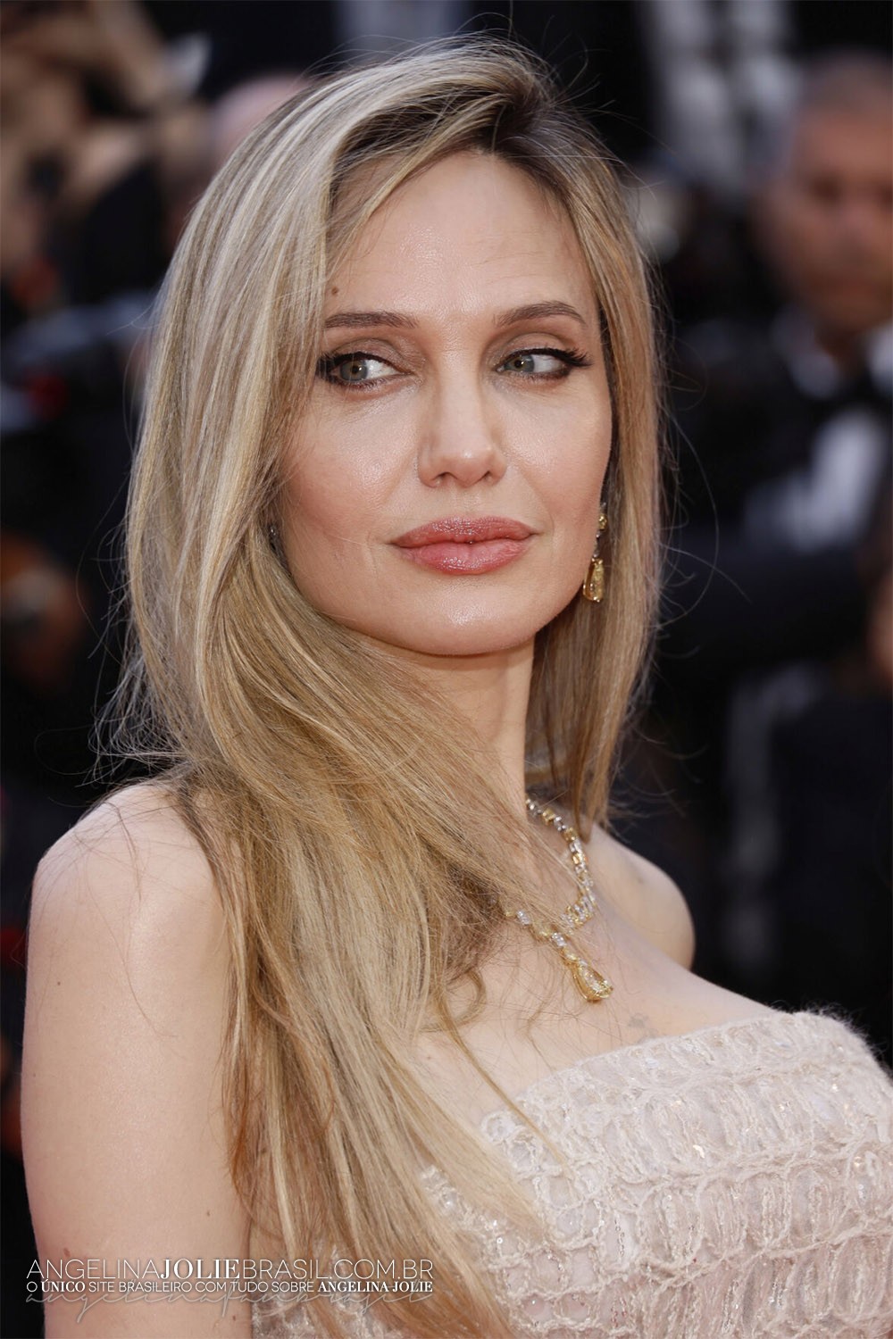 Eventos-2025-05-Maio-Premiere-Eddington-Cannes-010.jpg