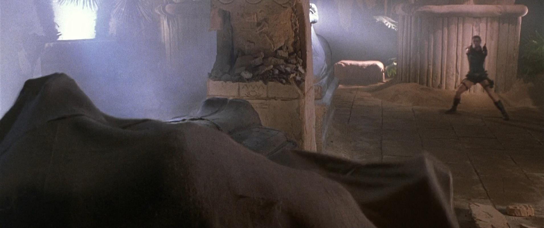 Filmes-2001-Lara-Croft-Tomb-Raider-Capturas-054.jpg