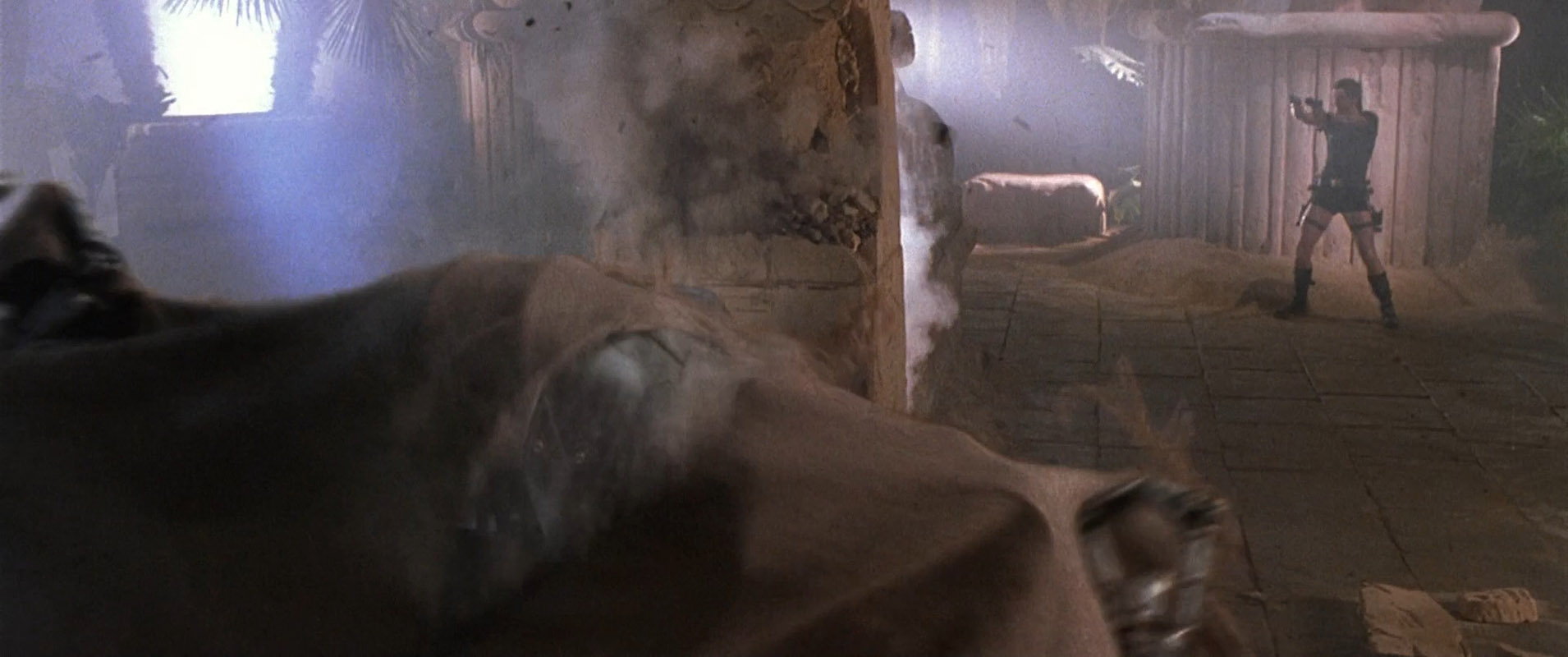 Filmes-2001-Lara-Croft-Tomb-Raider-Capturas-059.jpg