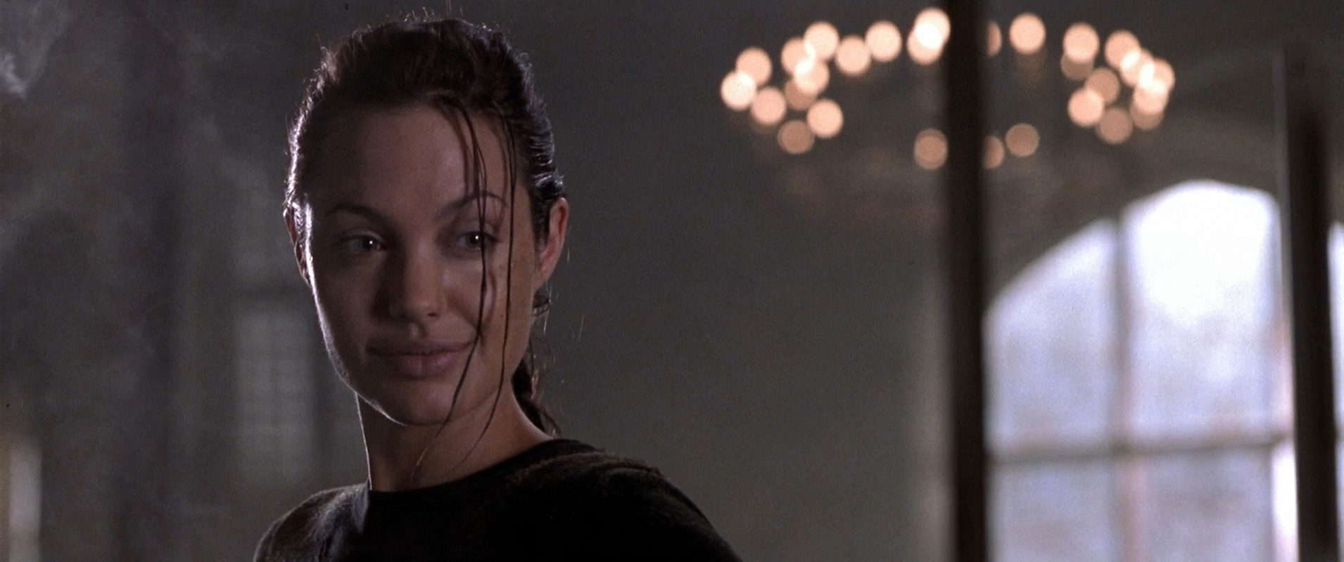 Filmes-2001-Lara-Croft-Tomb-Raider-Capturas-117.jpg