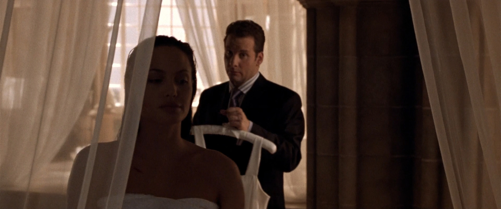 Filmes-2001-Lara-Croft-Tomb-Raider-Capturas-141.jpg
