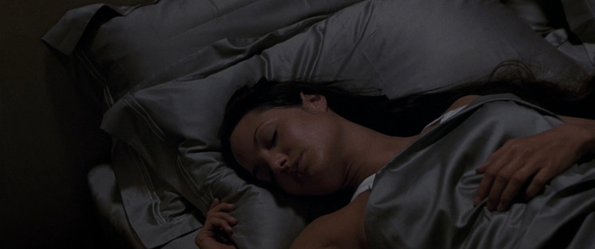 Filmes-2001-Lara-Croft-Tomb-Raider-Capturas-166.jpg