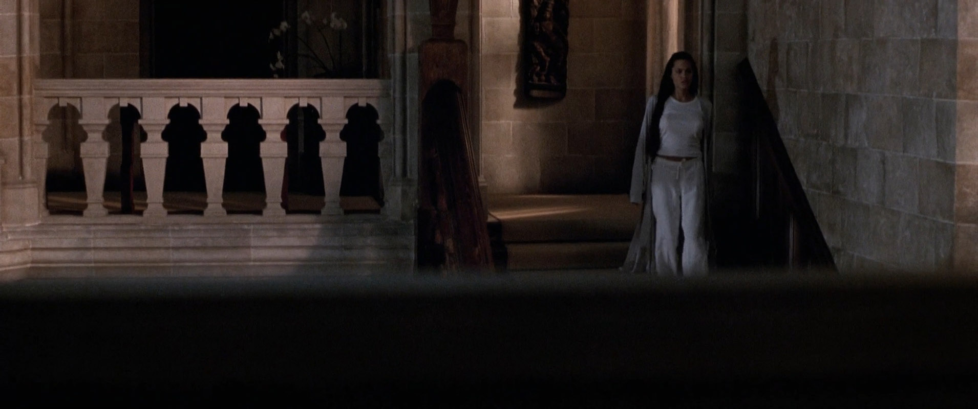 Filmes-2001-Lara-Croft-Tomb-Raider-Capturas-179.jpg Filmes-2001-Lara-Croft-Tomb-Raider-Capturas-179.jpg