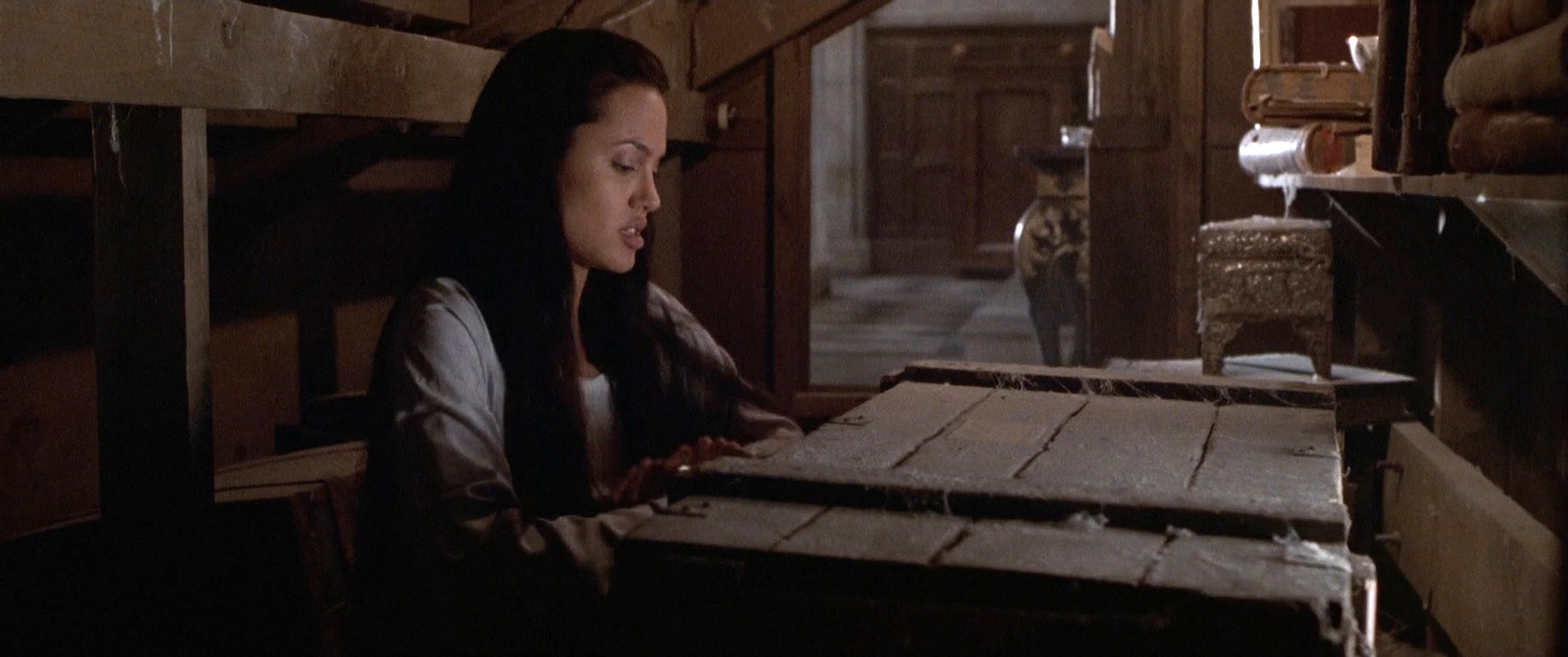 Filmes-2001-Lara-Croft-Tomb-Raider-Capturas-196.jpg
