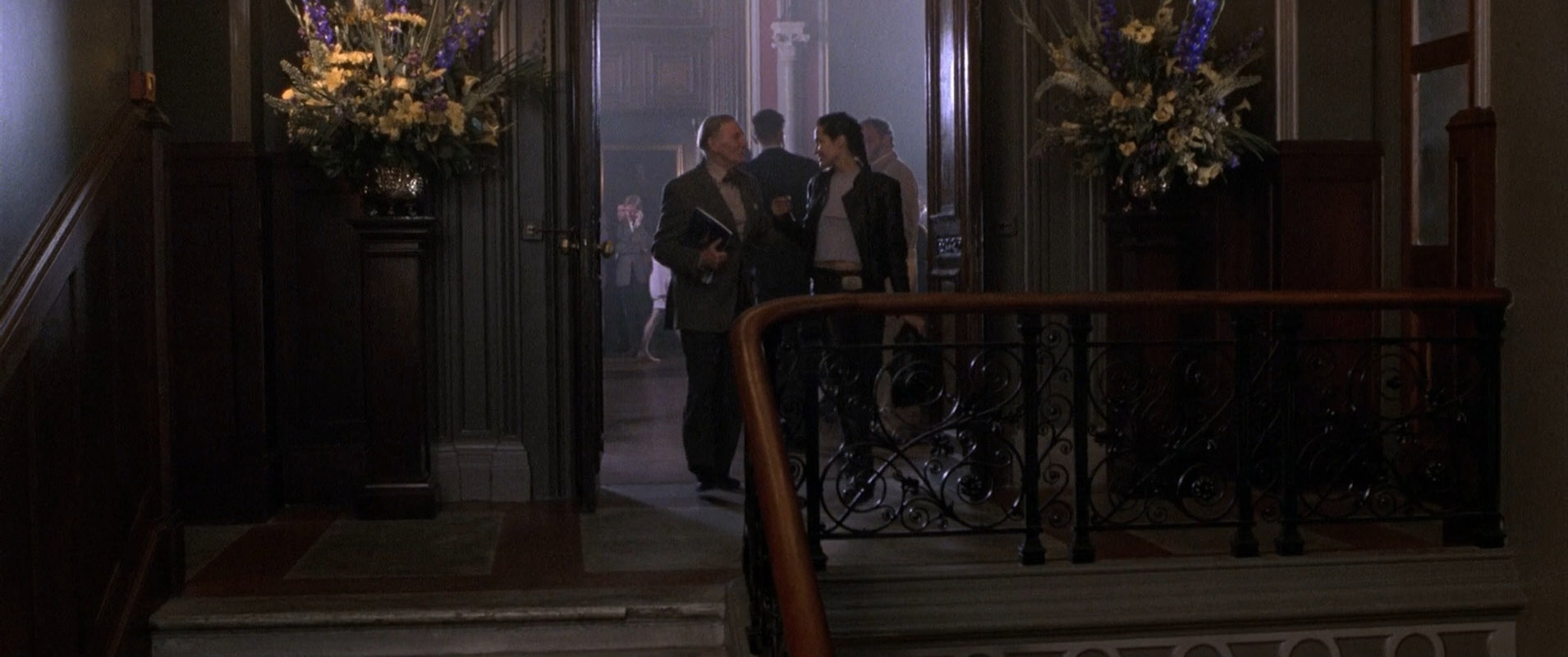 Filmes-2001-Lara-Croft-Tomb-Raider-Capturas-251.jpg