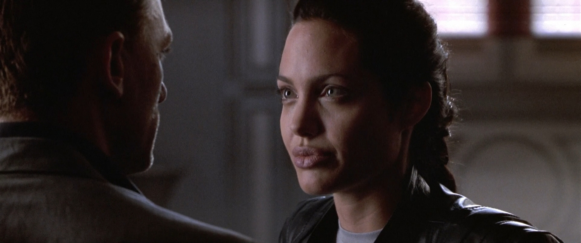 Filmes-2001-Lara-Croft-Tomb-Raider-Capturas-274.jpg