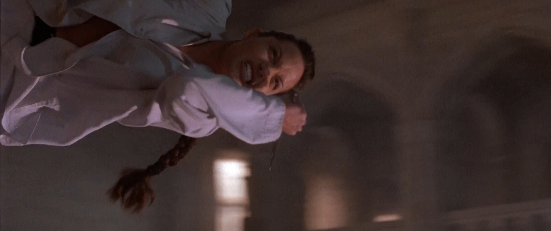 Filmes-2001-Lara-Croft-Tomb-Raider-Capturas-365.jpg Filmes-2001-Lara-Croft-Tomb-Raider-Capturas-365.jpg