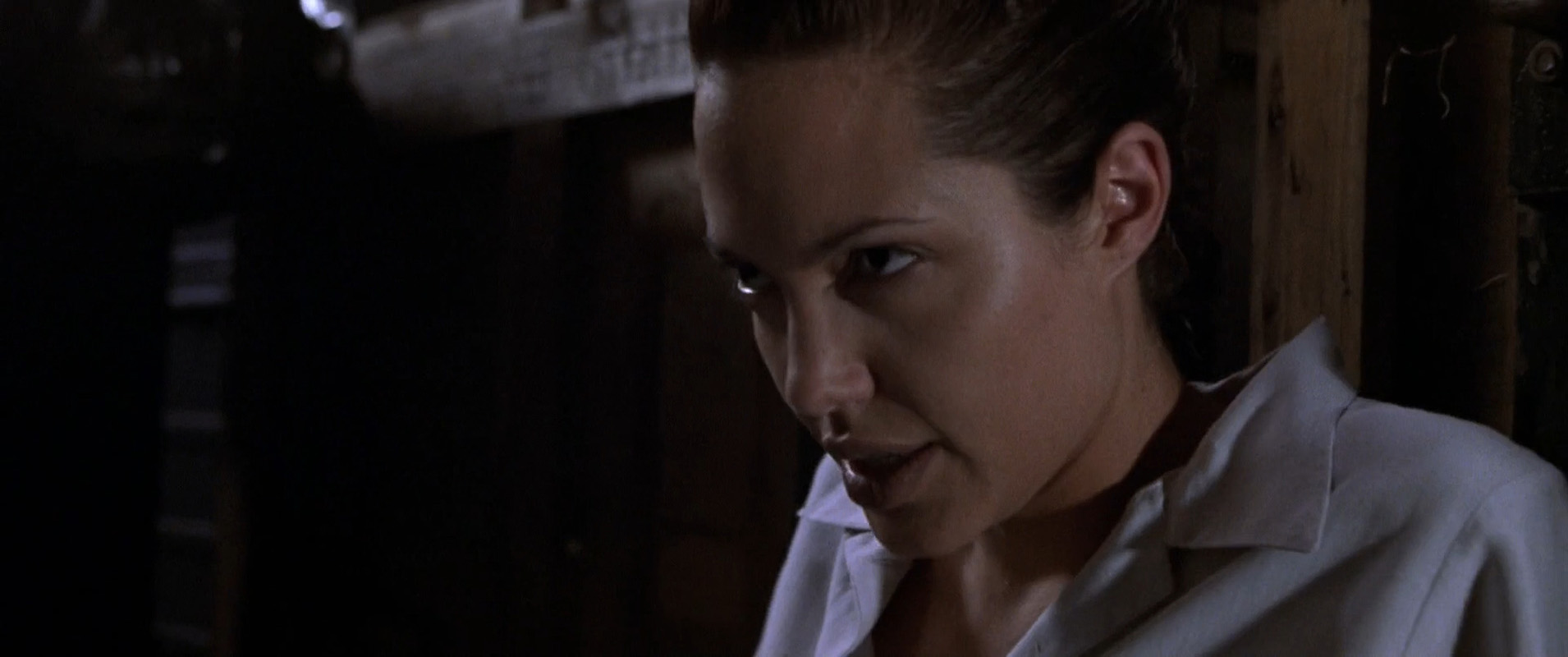 Filmes-2001-Lara-Croft-Tomb-Raider-Capturas-373.jpg Filmes-2001-Lara-Croft-Tomb-Raider-Capturas-373.jpg