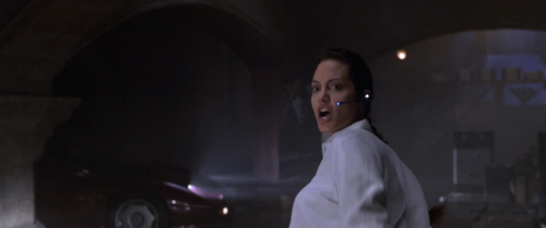 Filmes-2001-Lara-Croft-Tomb-Raider-Capturas-413.jpg Filmes-2001-Lara-Croft-Tomb-Raider-Capturas-413.jpg