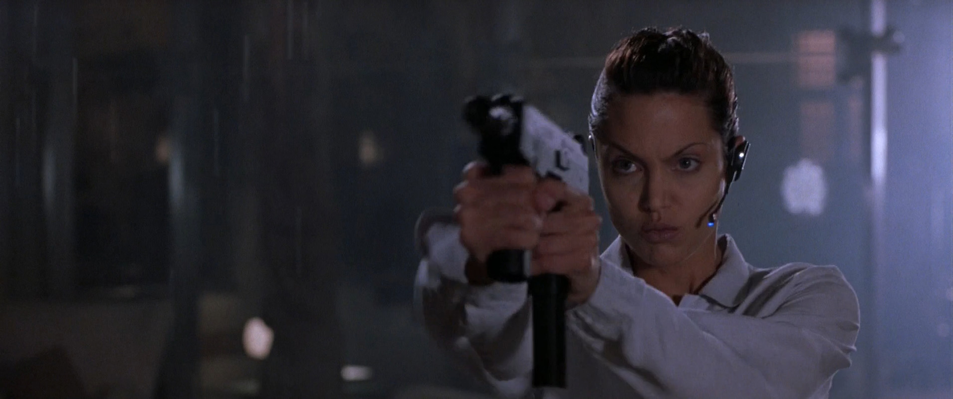 Filmes-2001-Lara-Croft-Tomb-Raider-Capturas-447.jpg Filmes-2001-Lara-Croft-Tomb-Raider-Capturas-447.jpg