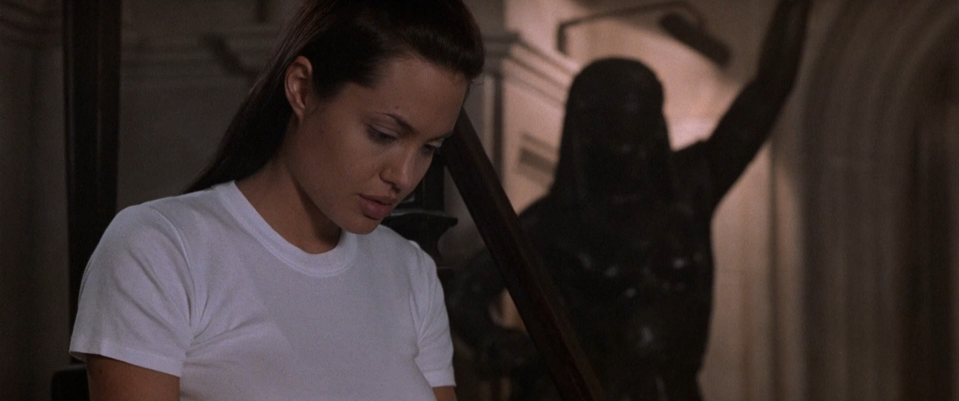 Filmes-2001-Lara-Croft-Tomb-Raider-Capturas-506.jpg
