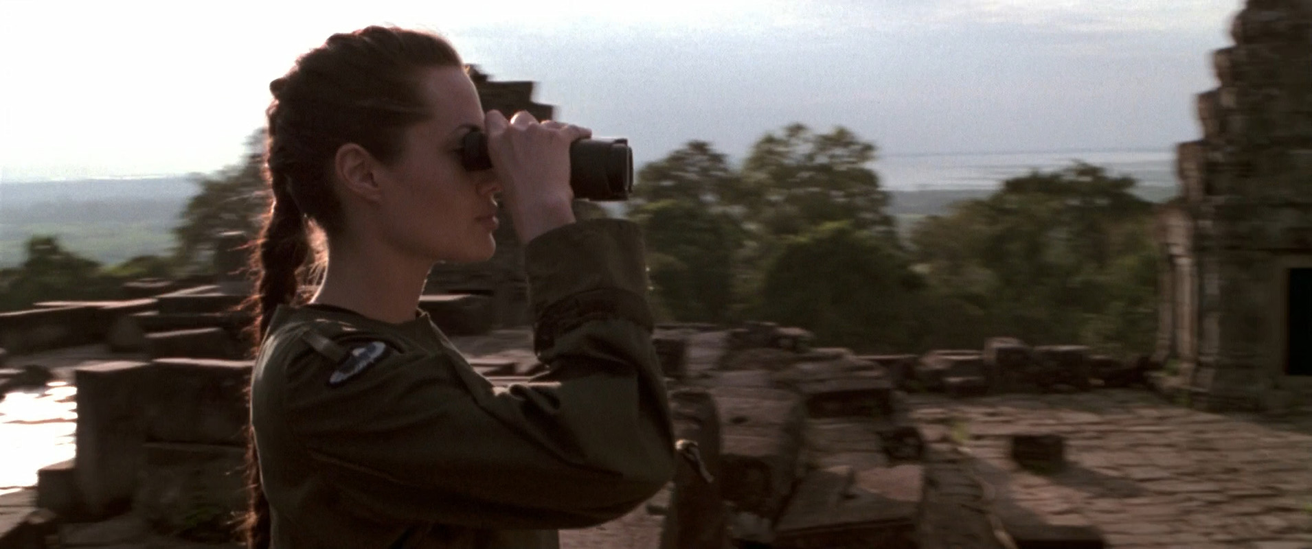 Filmes-2001-Lara-Croft-Tomb-Raider-Capturas-557.jpg