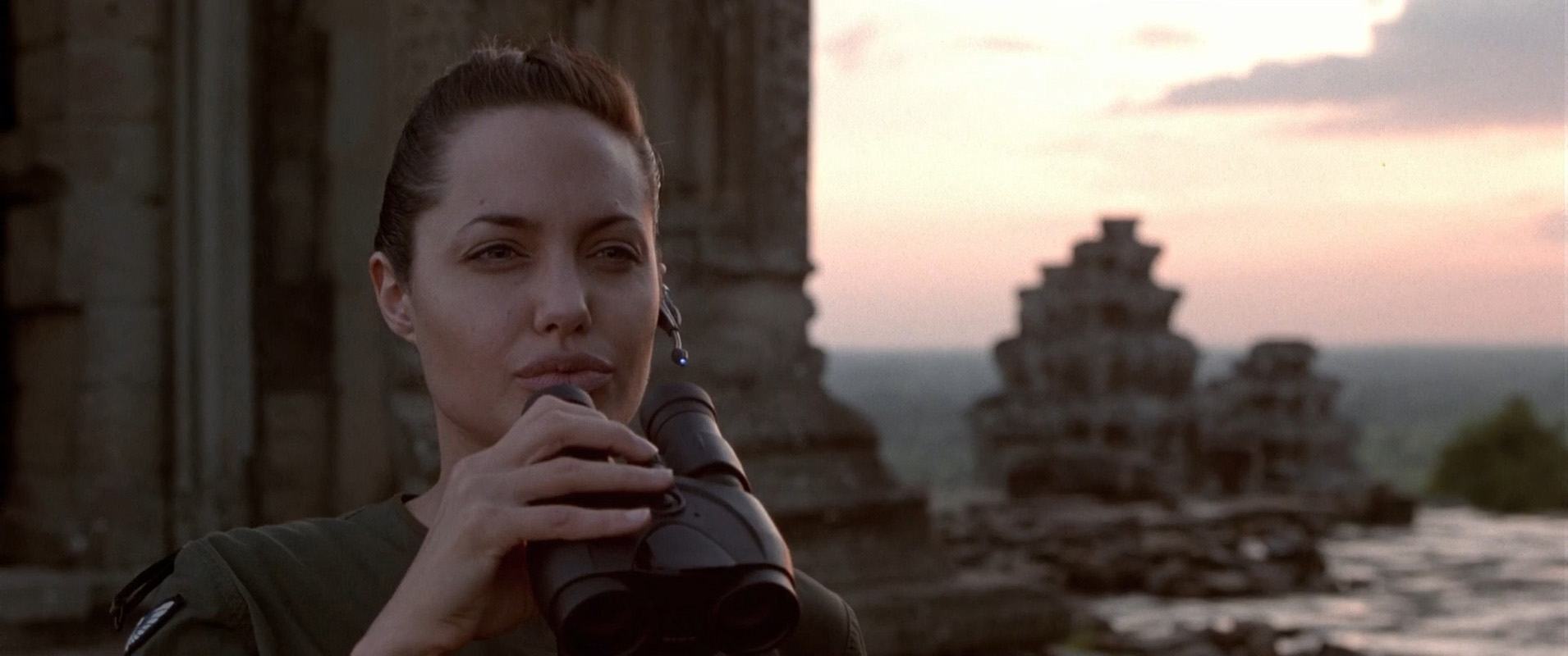 Filmes-2001-Lara-Croft-Tomb-Raider-Capturas-561.jpg
