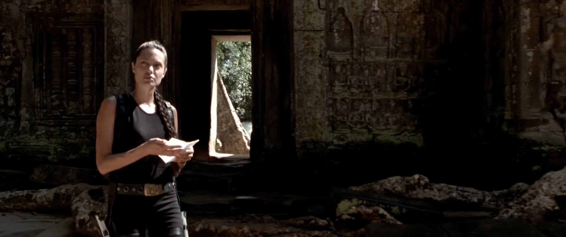 Filmes-2001-Lara-Croft-Tomb-Raider-Capturas-588.jpg