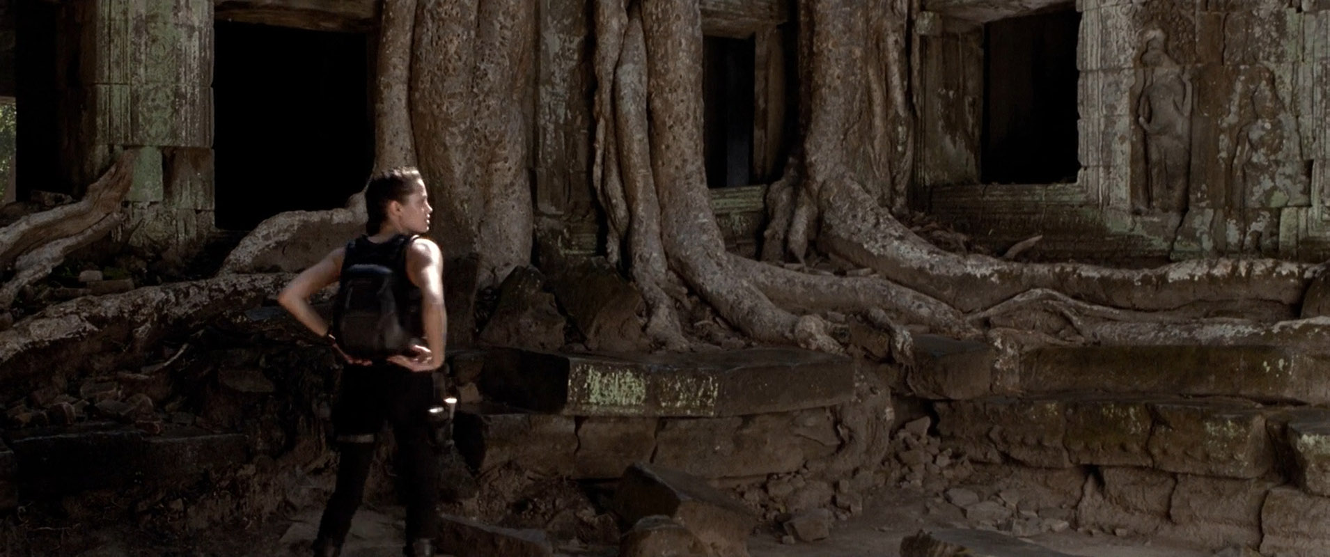 Filmes-2001-Lara-Croft-Tomb-Raider-Capturas-594.jpg