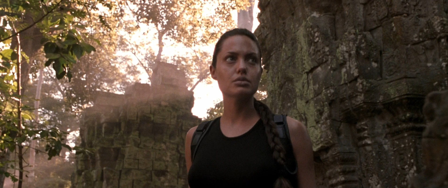 Filmes-2001-Lara-Croft-Tomb-Raider-Capturas-610.jpg Filmes-2001-Lara-Croft-Tomb-Raider-Capturas-610.jpg