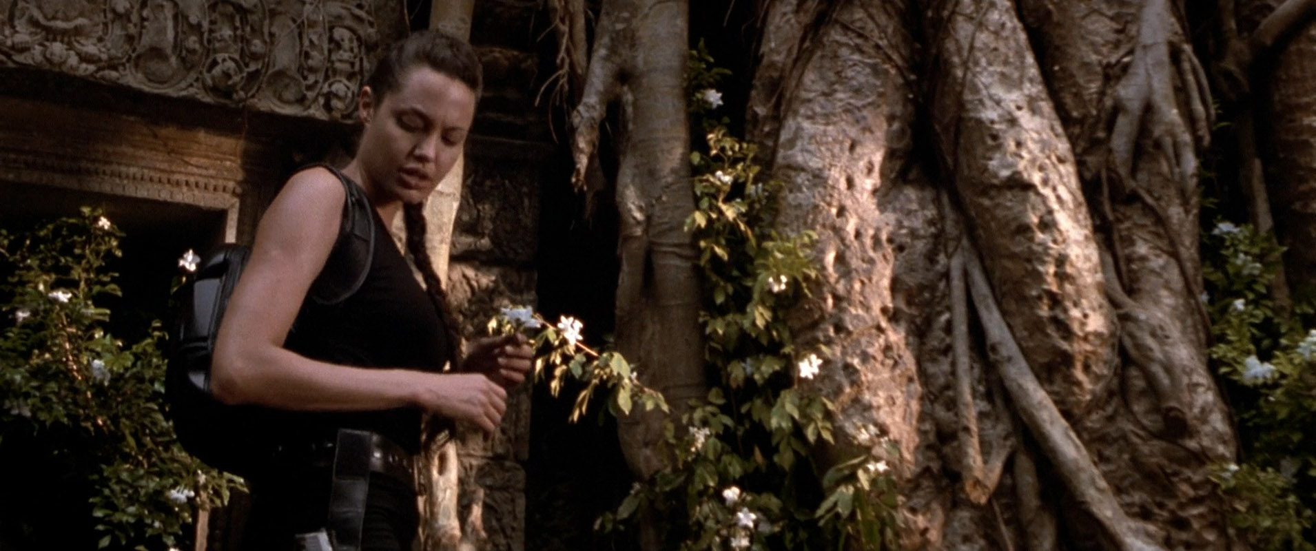 Filmes-2001-Lara-Croft-Tomb-Raider-Capturas-627.jpg
