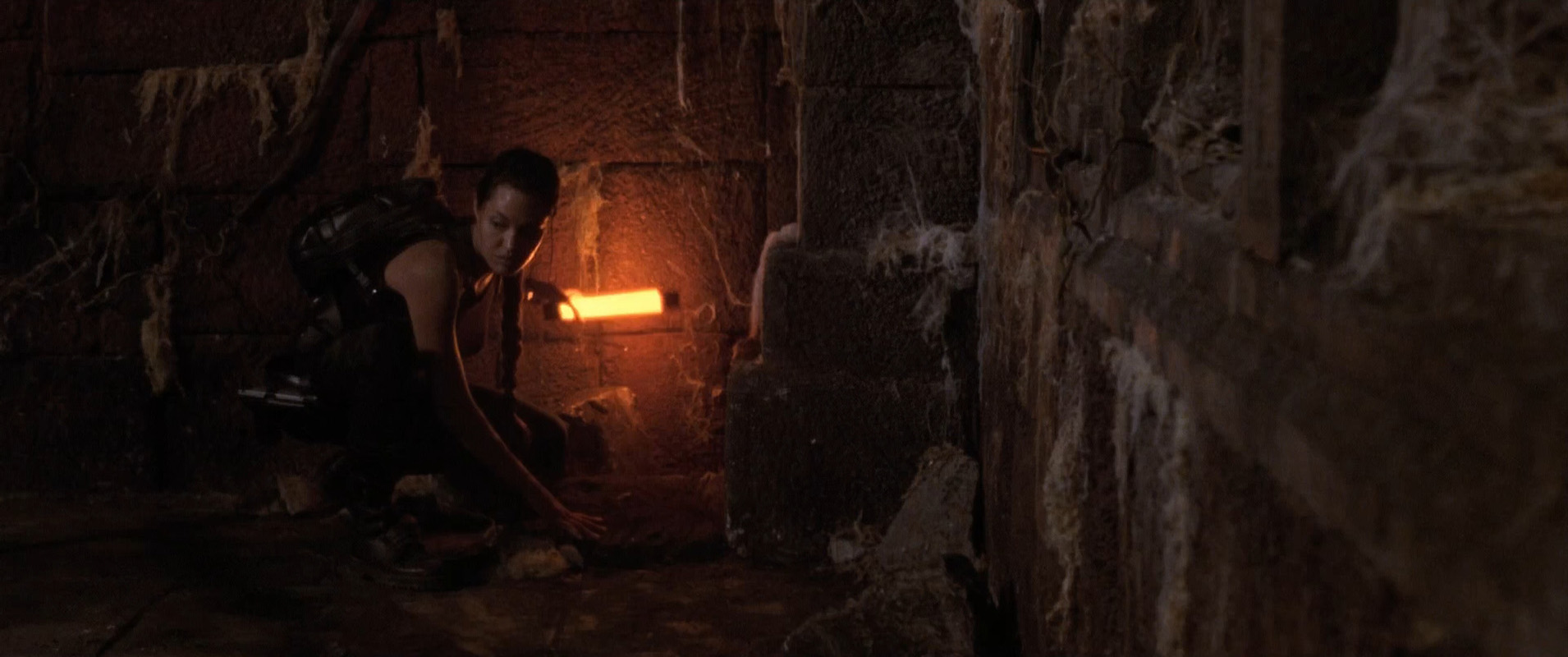 Filmes-2001-Lara-Croft-Tomb-Raider-Capturas-657.jpg