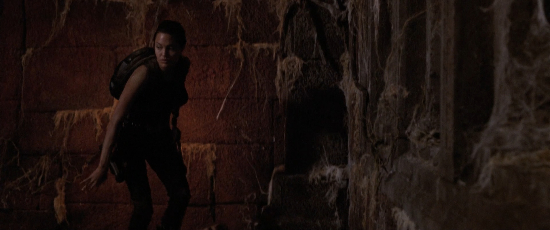 Filmes-2001-Lara-Croft-Tomb-Raider-Capturas-658.jpg