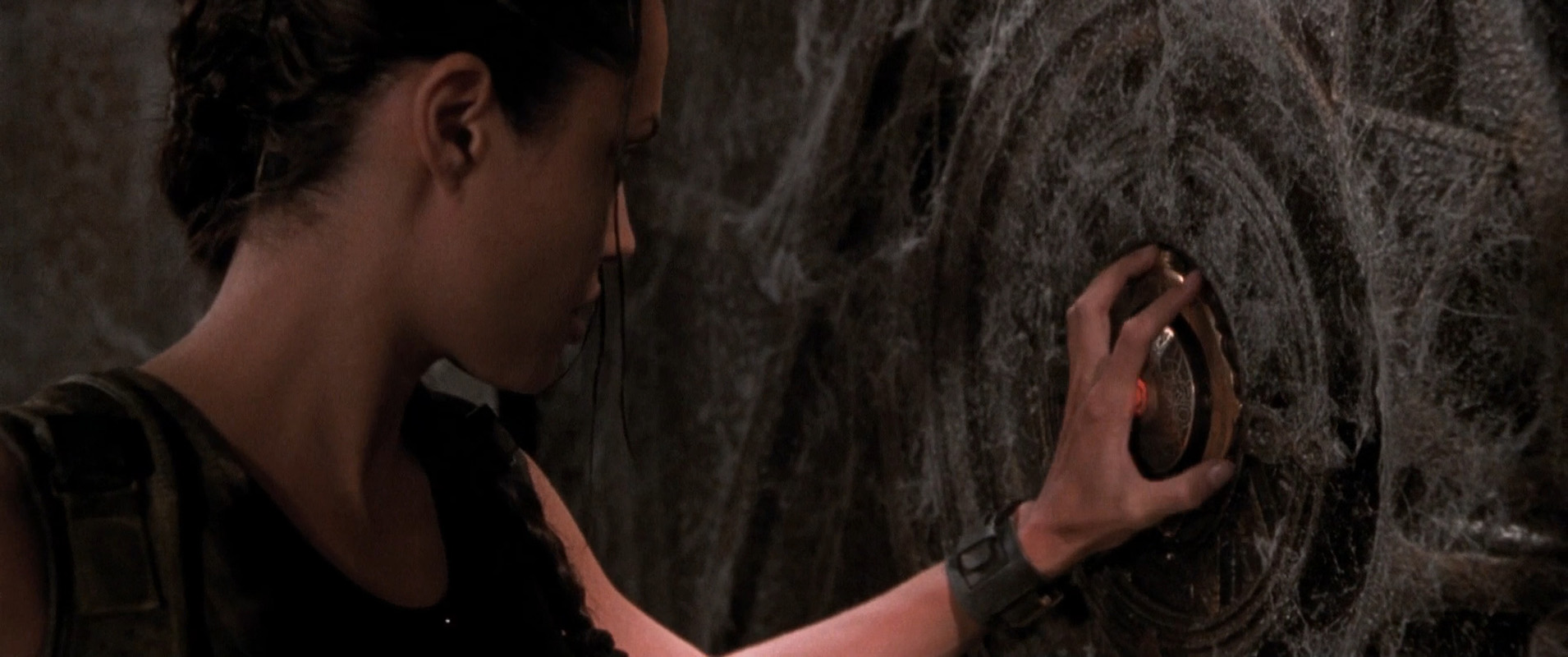 Filmes-2001-Lara-Croft-Tomb-Raider-Capturas-691.jpg