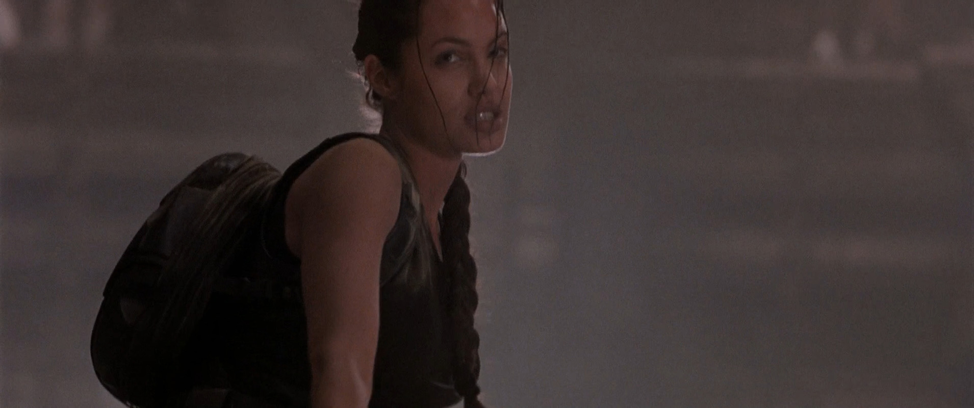Filmes-2001-Lara-Croft-Tomb-Raider-Capturas-702.jpg Filmes-2001-Lara-Croft-Tomb-Raider-Capturas-702.jpg