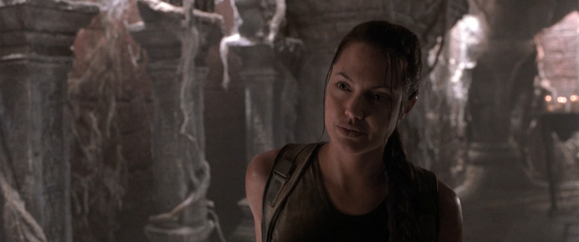 Filmes-2001-Lara-Croft-Tomb-Raider-Capturas-733.jpg