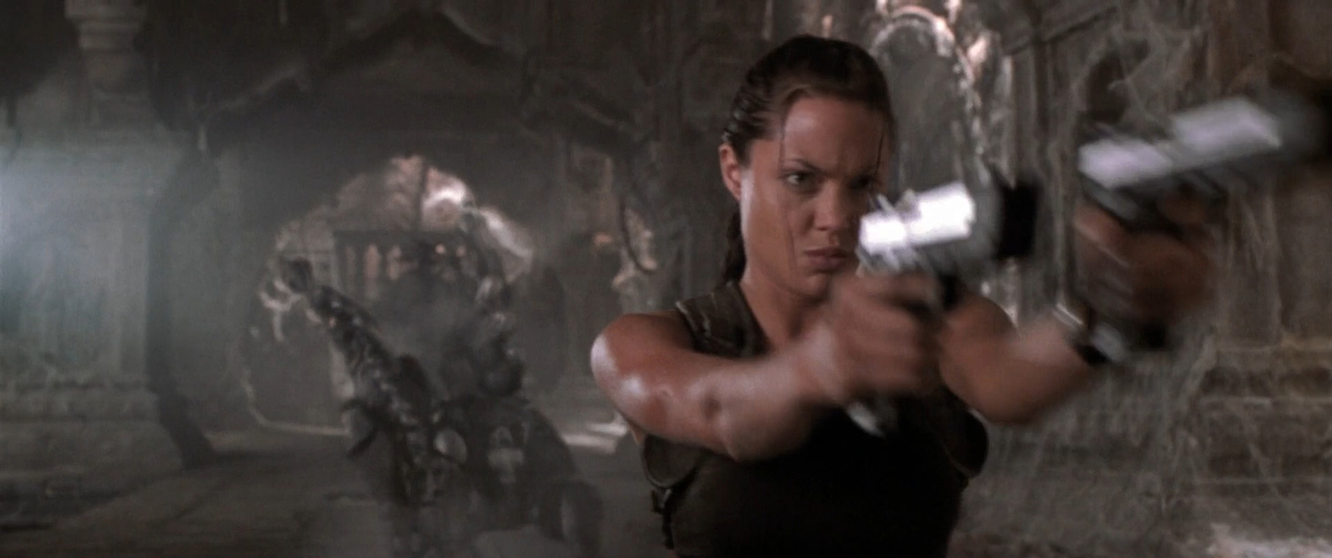 Filmes-2001-Lara-Croft-Tomb-Raider-Capturas-738.jpg