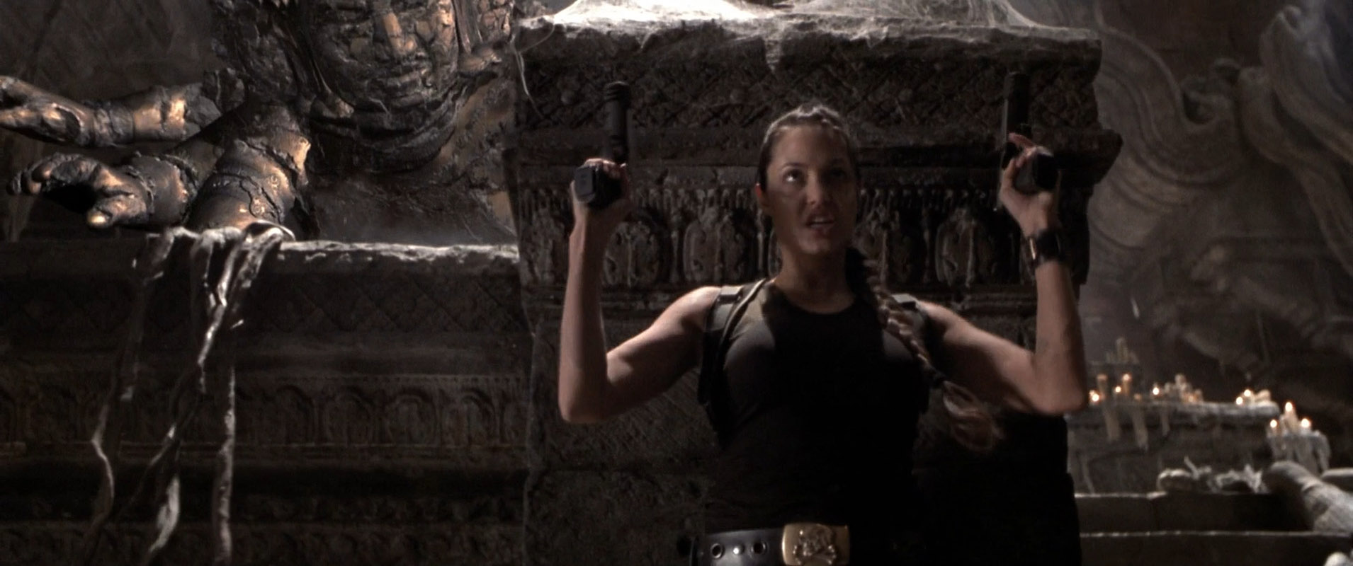 Filmes-2001-Lara-Croft-Tomb-Raider-Capturas-757.jpg Filmes-2001-Lara-Croft-Tomb-Raider-Capturas-757.jpg