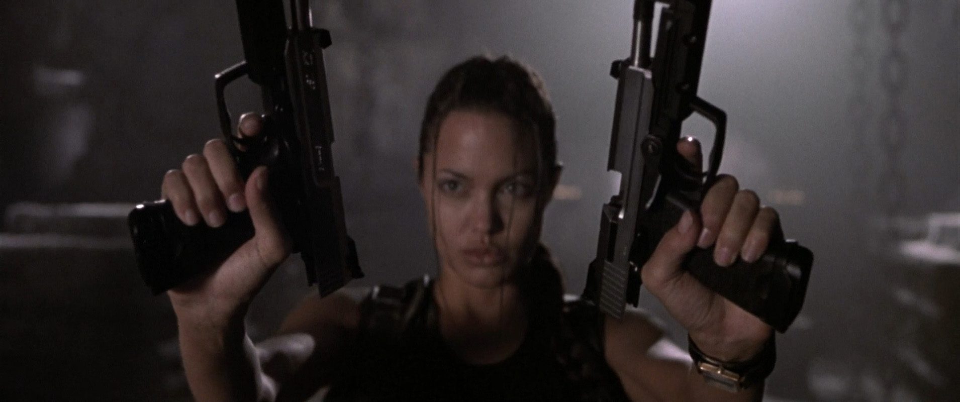 Filmes-2001-Lara-Croft-Tomb-Raider-Capturas-770.jpg Filmes-2001-Lara-Croft-Tomb-Raider-Capturas-770.jpg