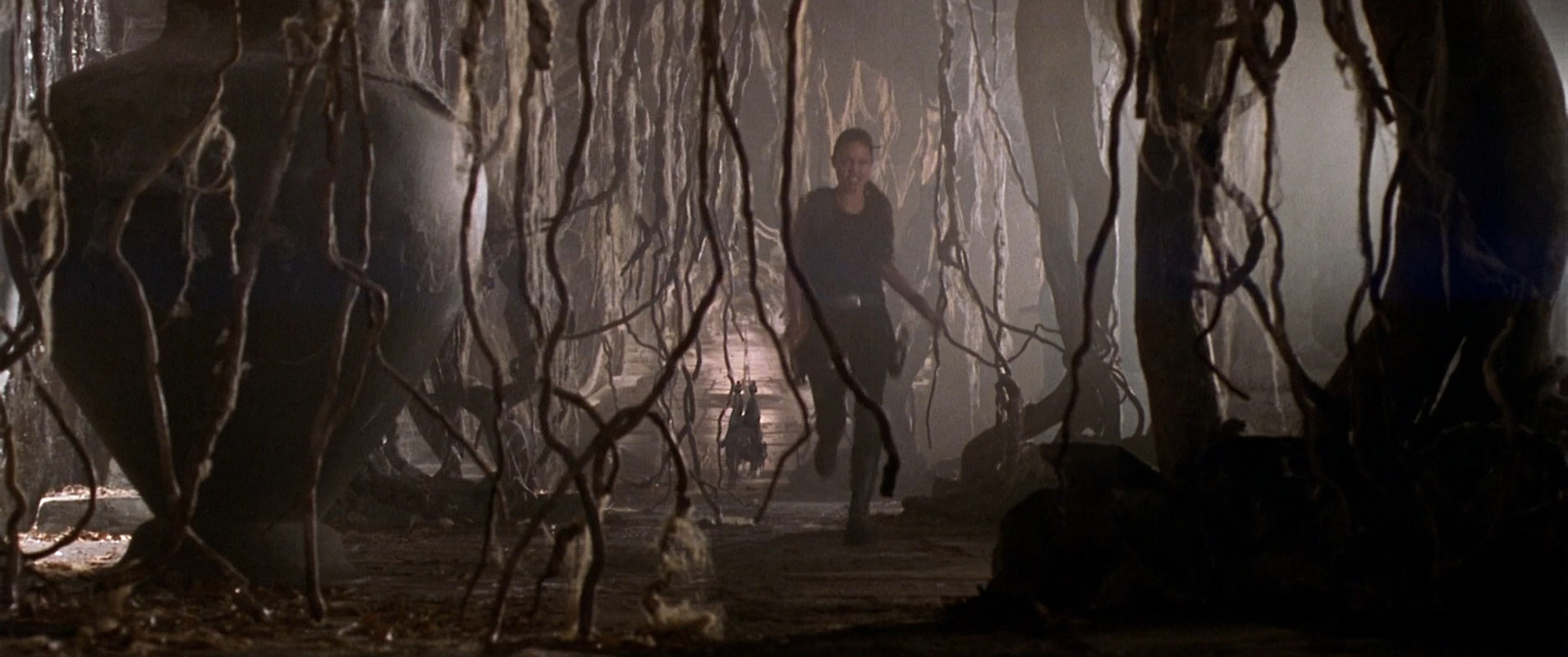 Filmes-2001-Lara-Croft-Tomb-Raider-Capturas-787.jpg