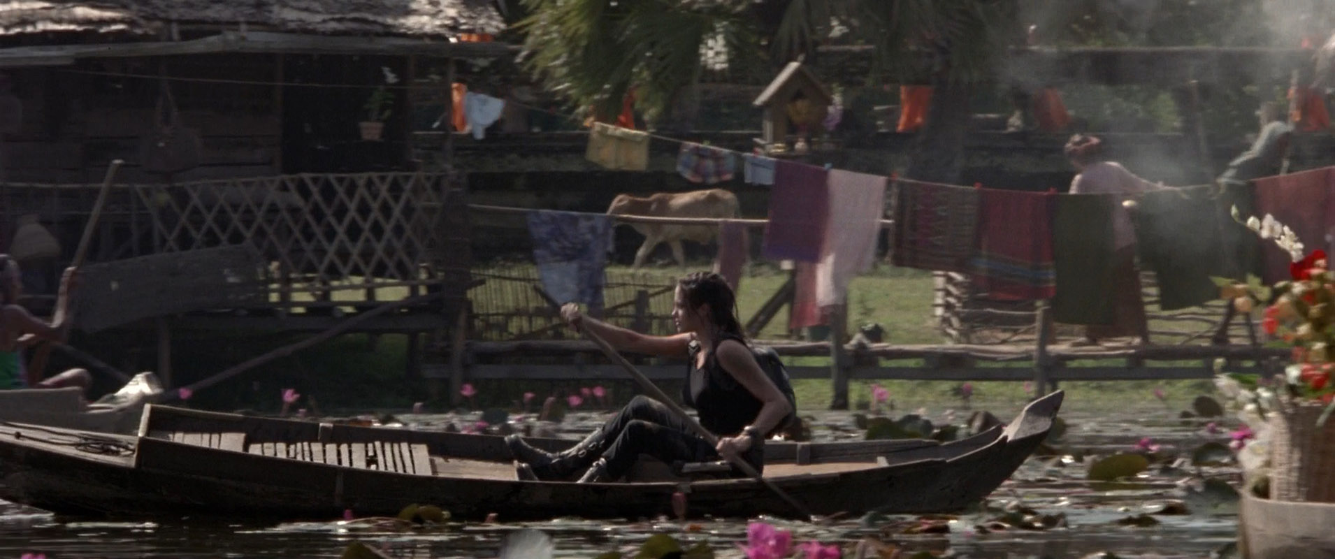 Filmes-2001-Lara-Croft-Tomb-Raider-Capturas-797.jpg Filmes-2001-Lara-Croft-Tomb-Raider-Capturas-797.jpg