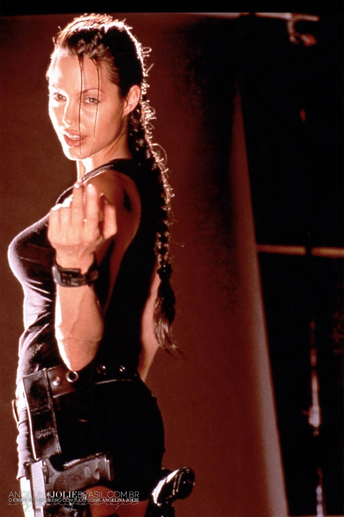 Filmes-2001-LaraCroftTR-Photoshoot-1-008.jpg