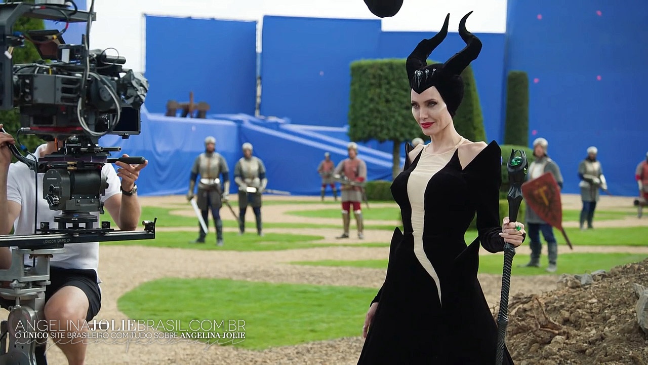 Filmes-2019-Maleficent2-BTS-Screencaps-008.jpg