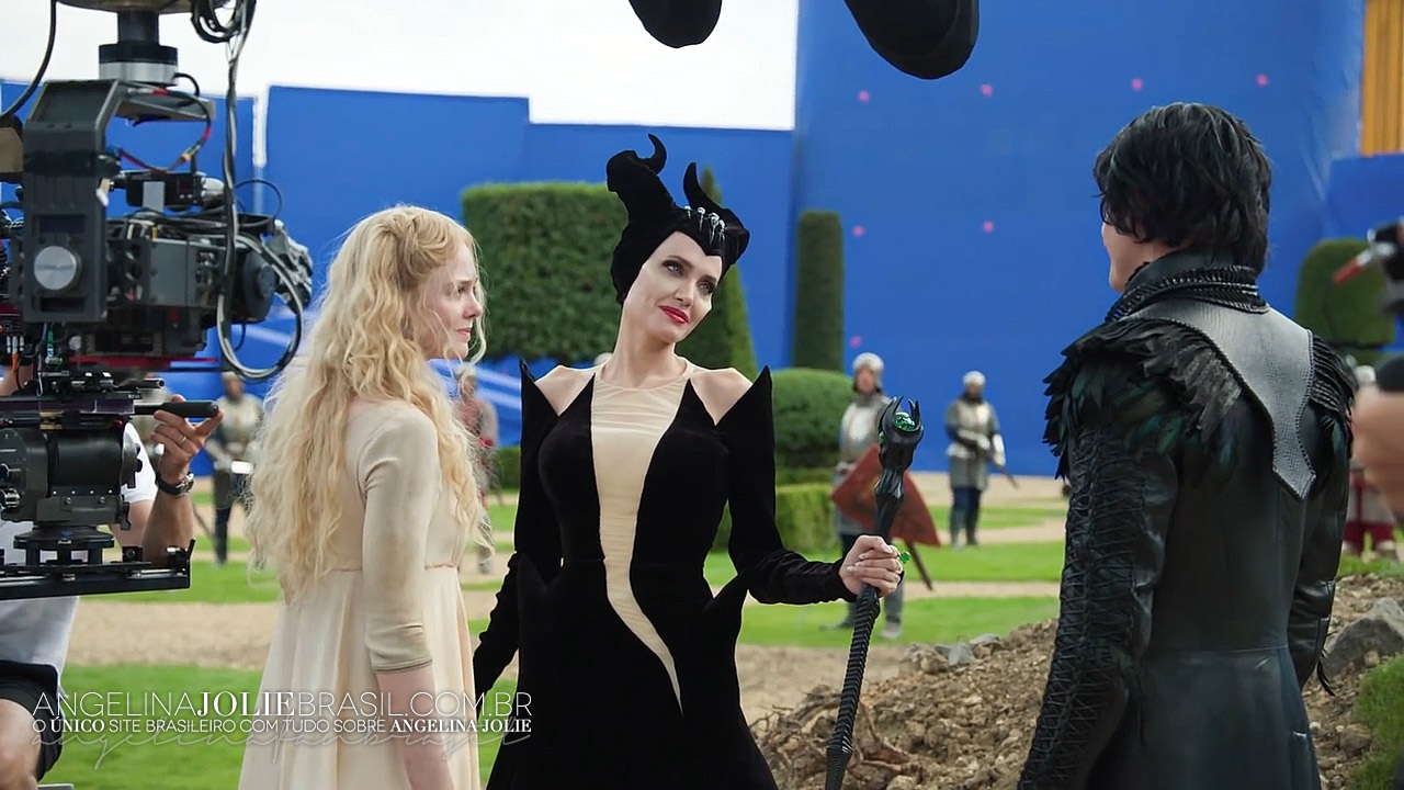 Filmes-2019-Maleficent2-BTS-Screencaps-012.jpg