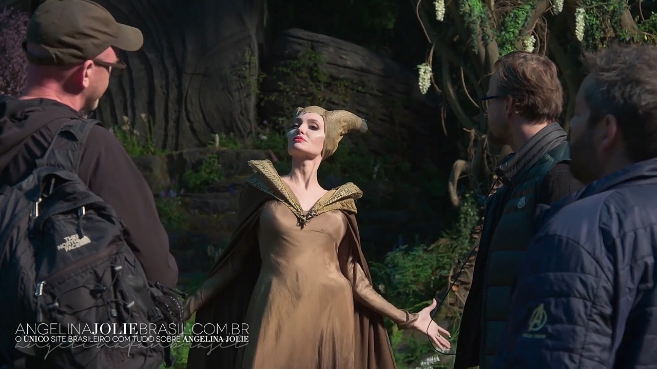 Filmes-2019-Maleficent2-BTS-Screencaps-025.jpg