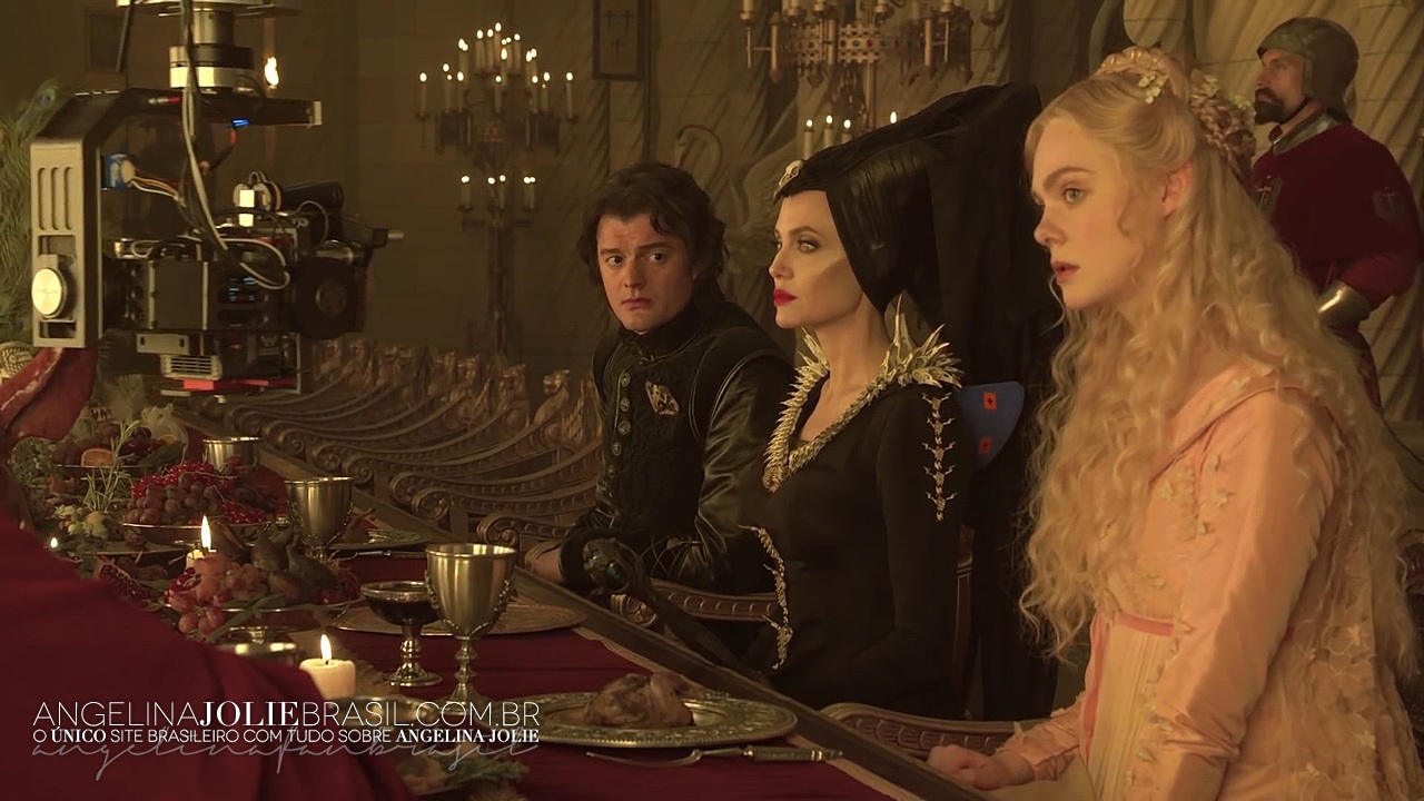 Filmes-2019-Maleficent2-BTS-Screencaps-033.jpg