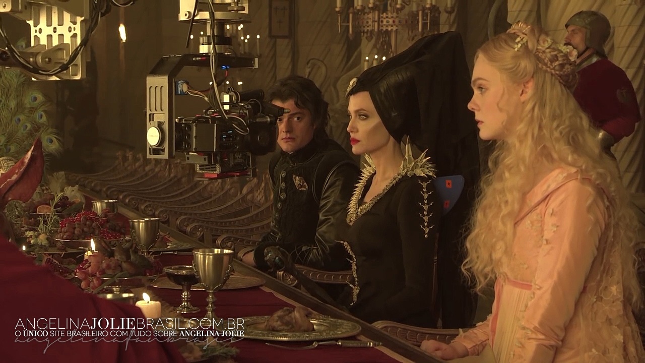 Filmes-2019-Maleficent2-BTS-Screencaps-034.jpg